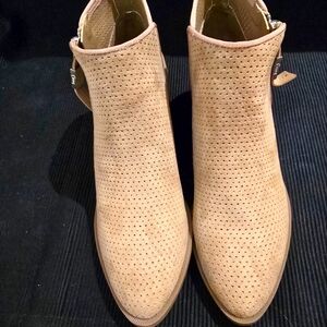BRAND NEW Sam Edelman Circus Hunter 2 Women's Tan Suede Booties 7.5M